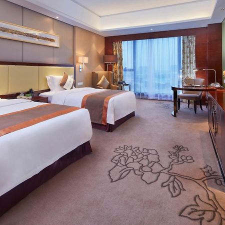 Guangzhou Changfeng Gloria Plaza Hotel מראה חיצוני תמונה