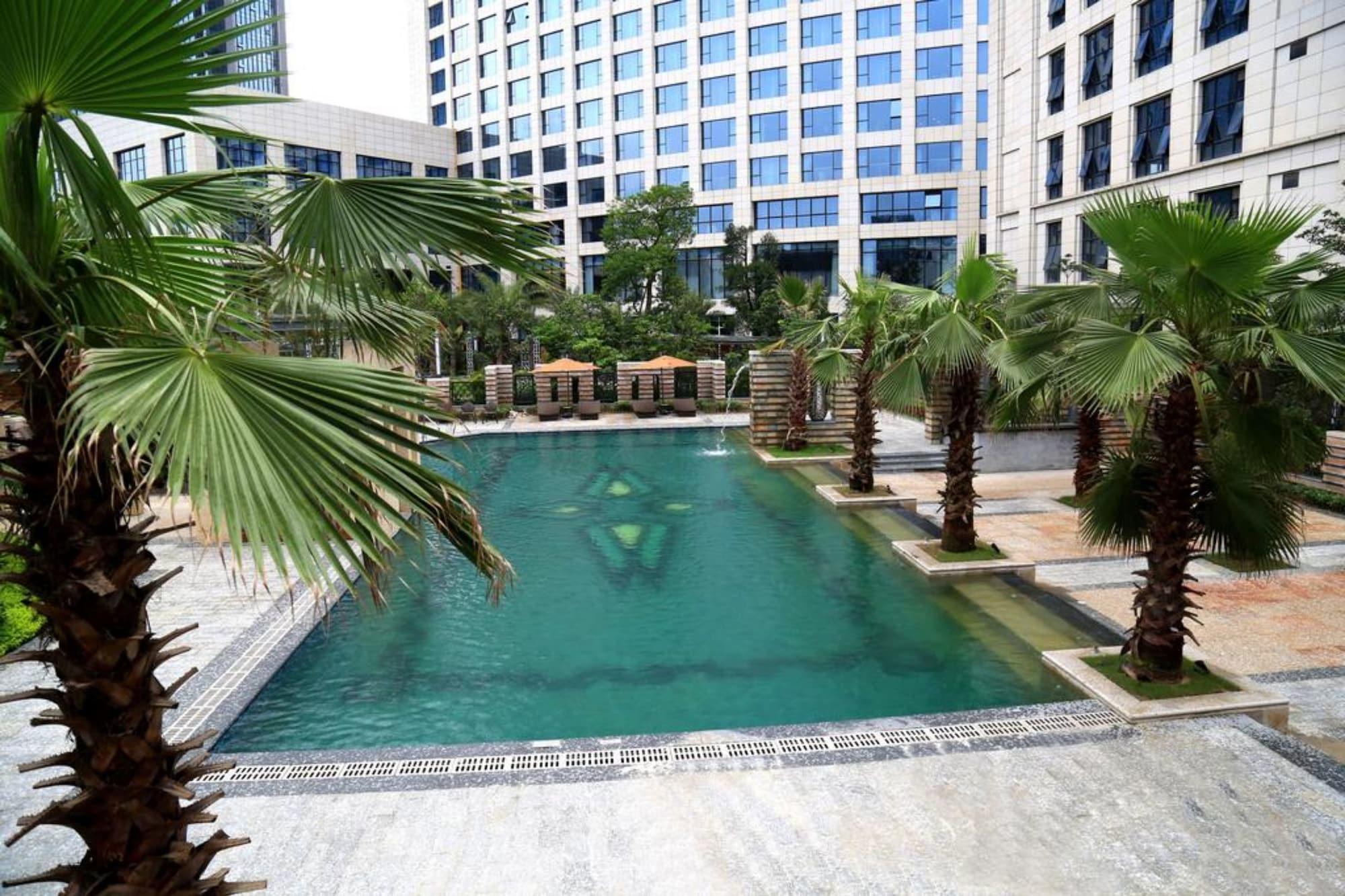 Guangzhou Changfeng Gloria Plaza Hotel מראה חיצוני תמונה