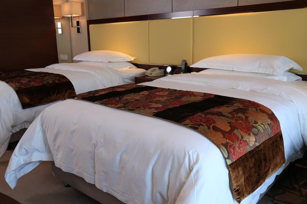 Guangzhou Changfeng Gloria Plaza Hotel חדר תמונה