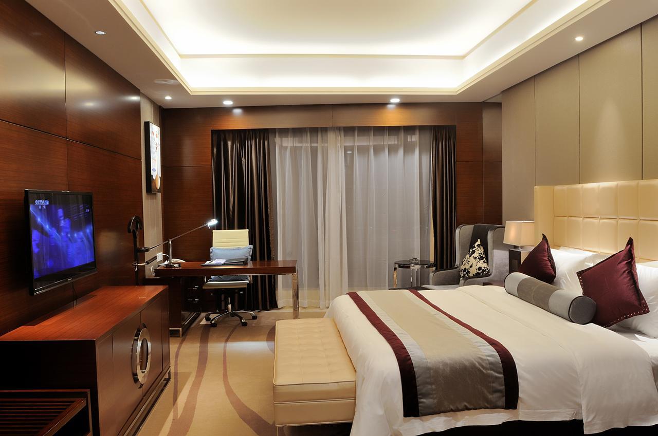 Guangzhou Changfeng Gloria Plaza Hotel מראה חיצוני תמונה